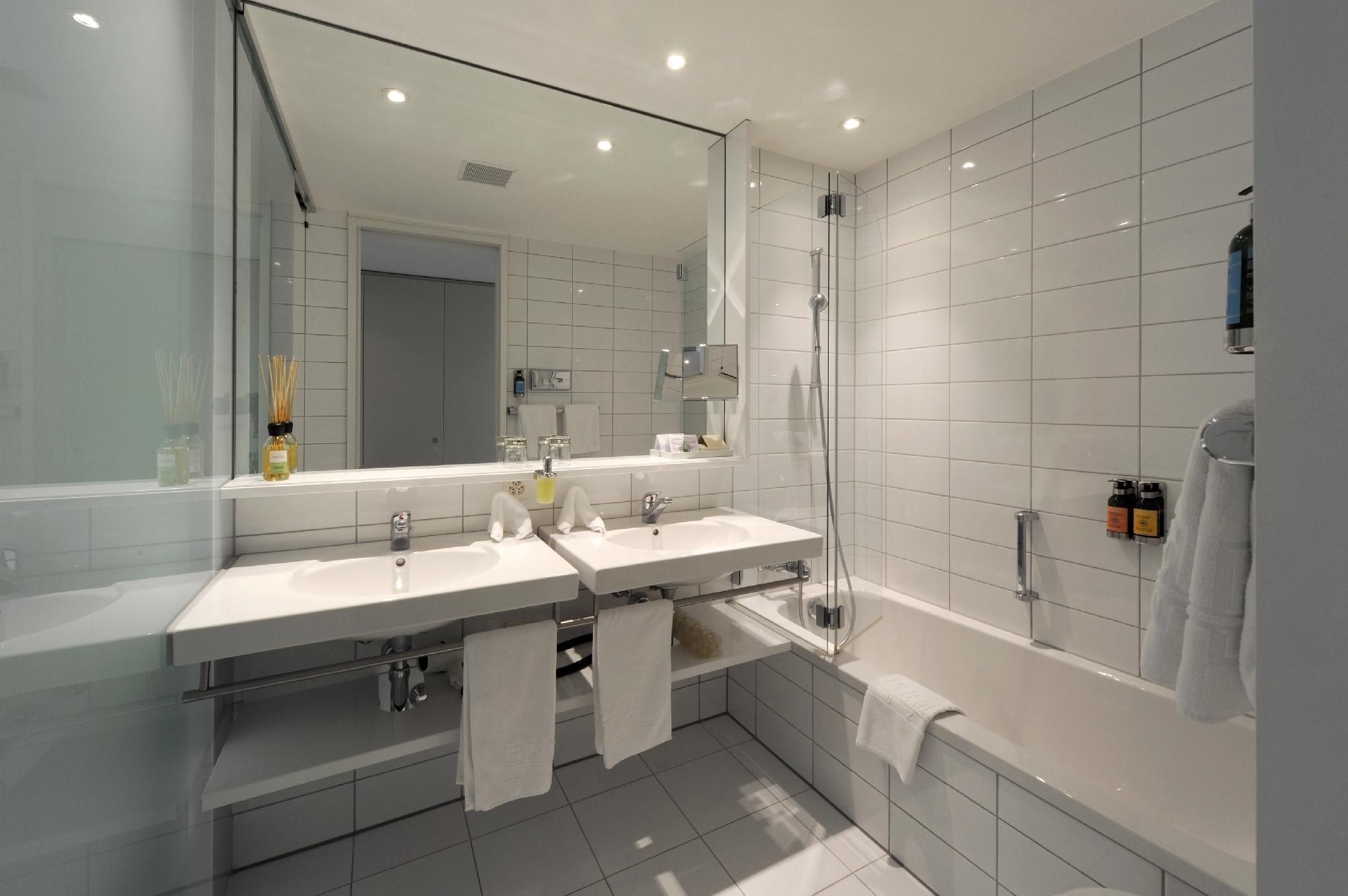 Standard Garden View Room