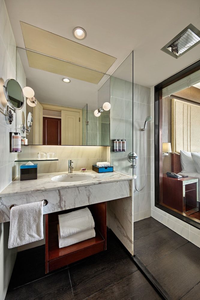 undefined Movenpick Hotel Hanoi Centre 6