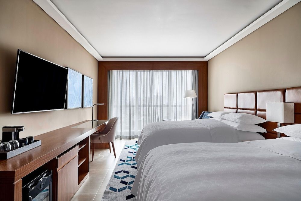 Classic Room, 2 Queen Beds, Non Smoking