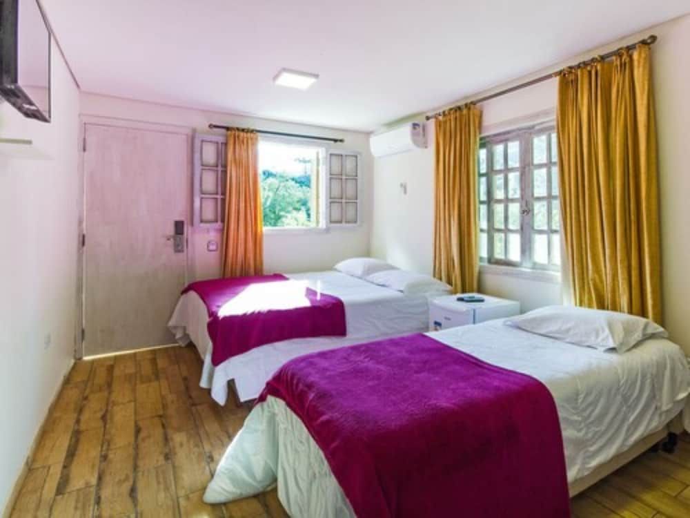 Comfort Room, 1 Bedroom, Garden View