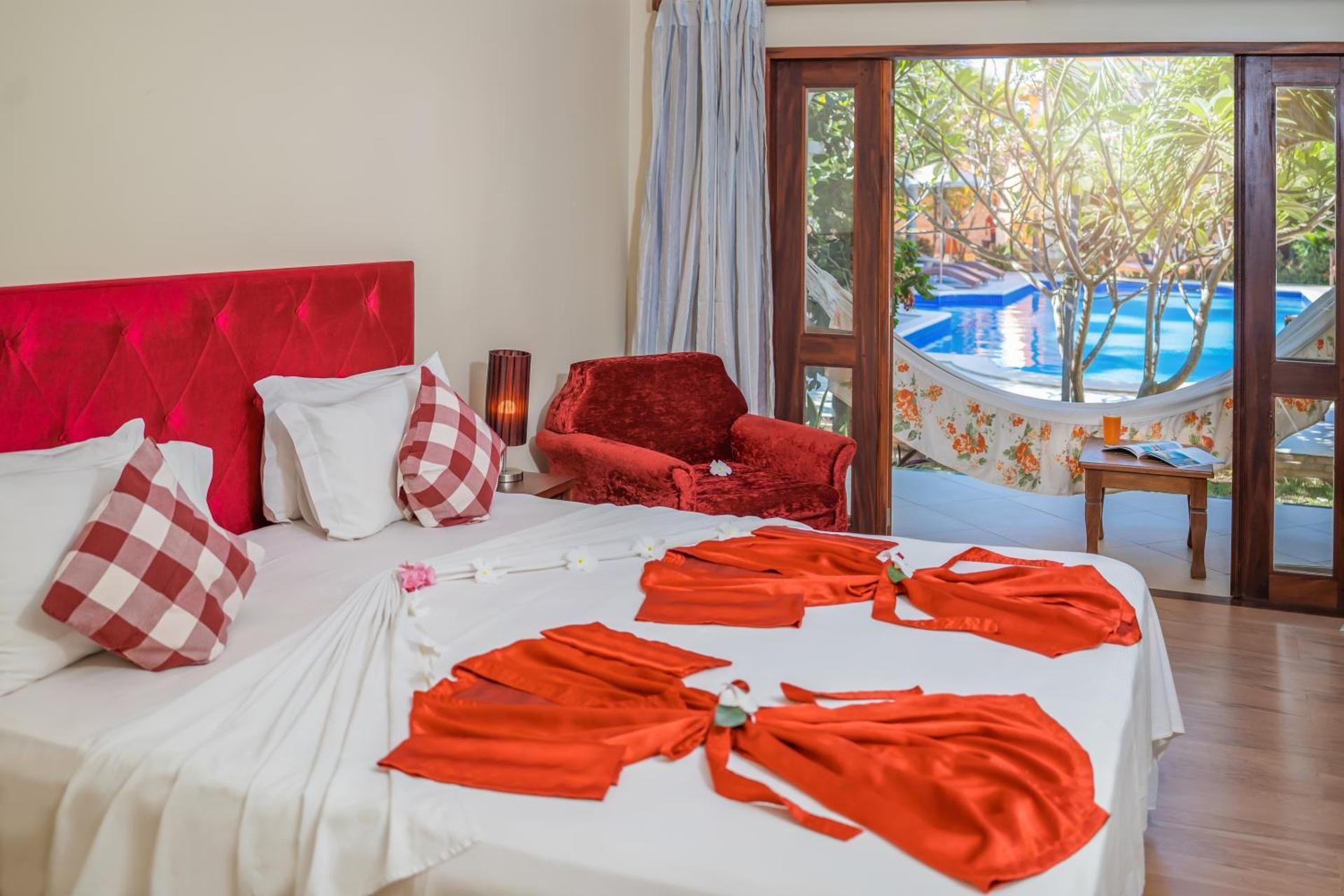 Deluxe Double or Twin Room with Garden View