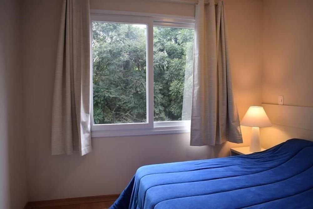 Apartment (103)