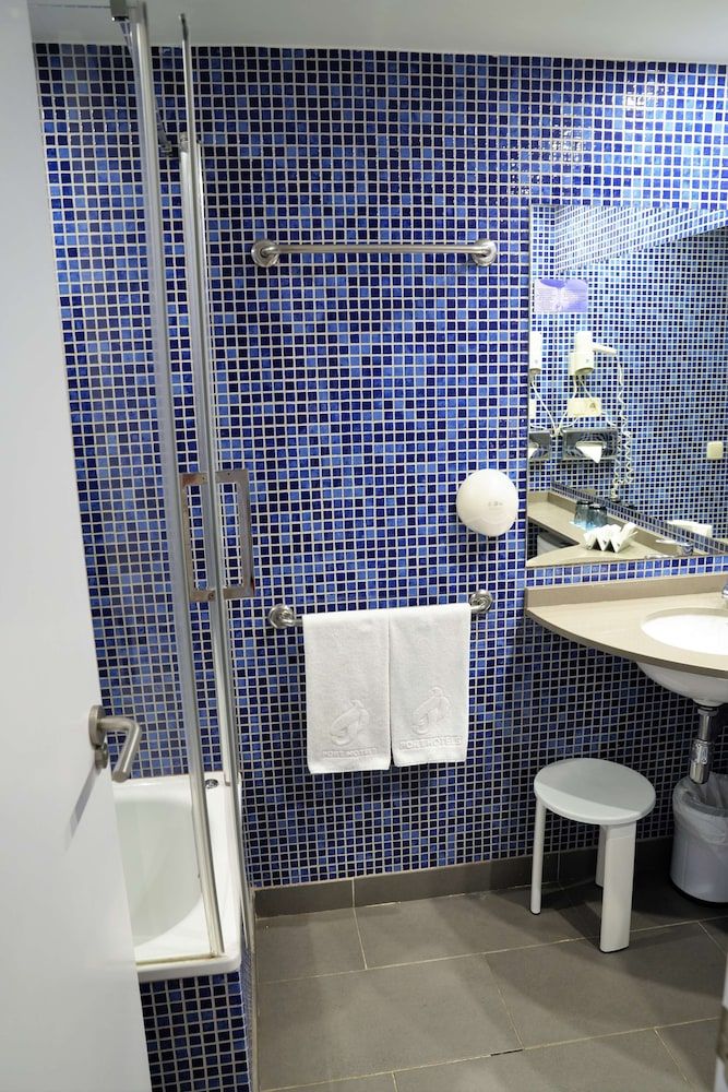 undefined Hotel Port Feria Valencia 9