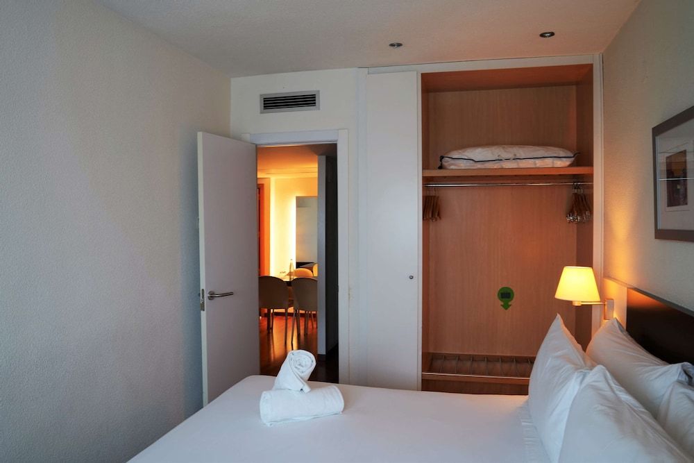 undefined Hotel Port Feria Valencia 5