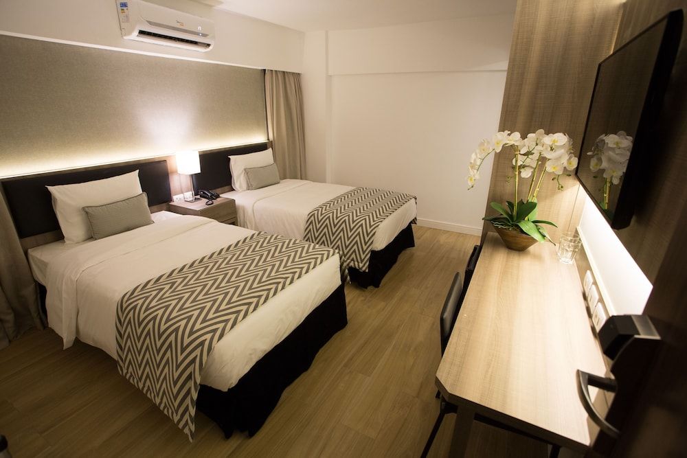 undefined Royal Regency Palace Hotel 5