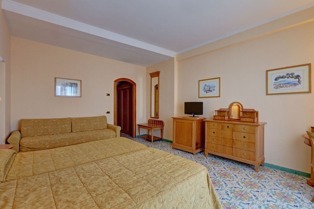 undefined Grand Hotel President 5