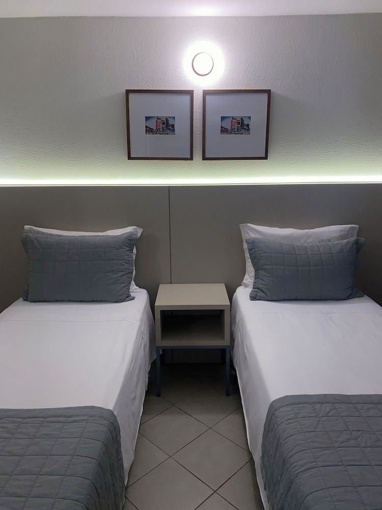 Quarto Executivo Casal