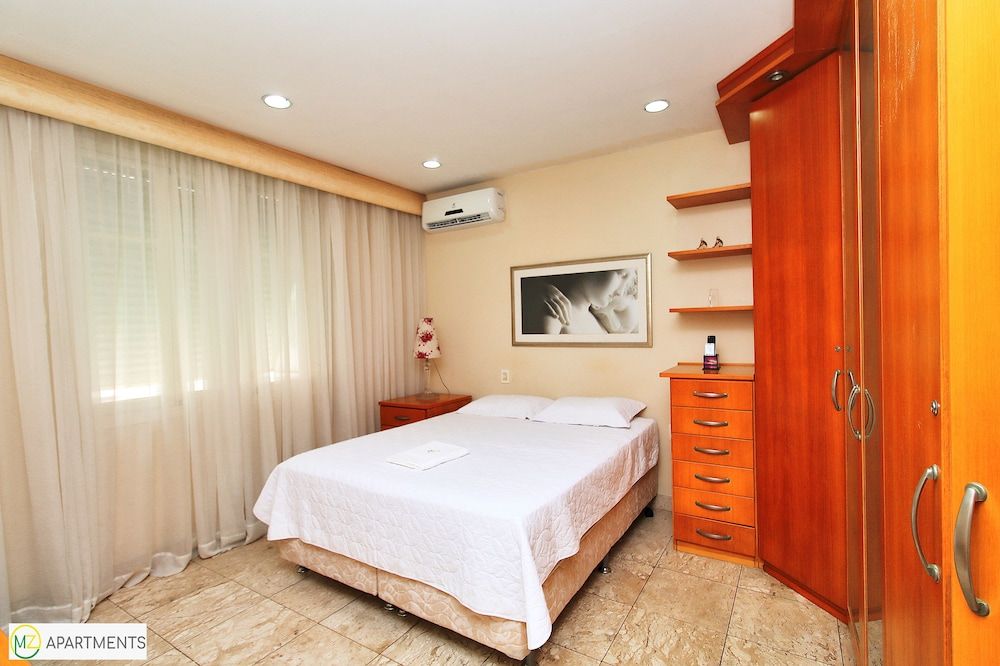 undefined MZ Apartments Raul Pompeia 9