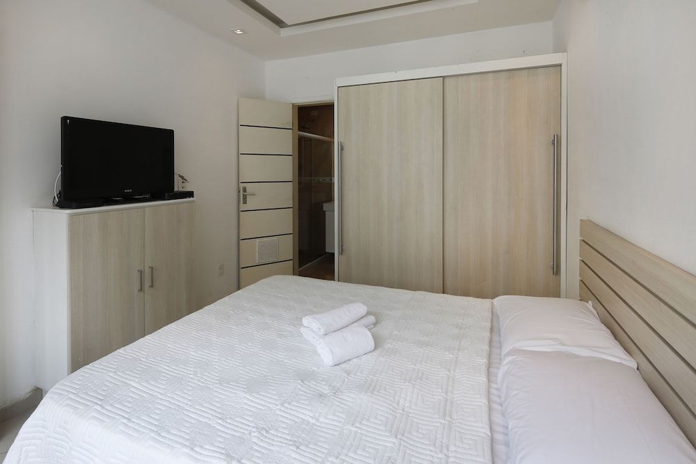 undefined Rio Rentals 021 - U010 Excelente apartamento em Copacabana