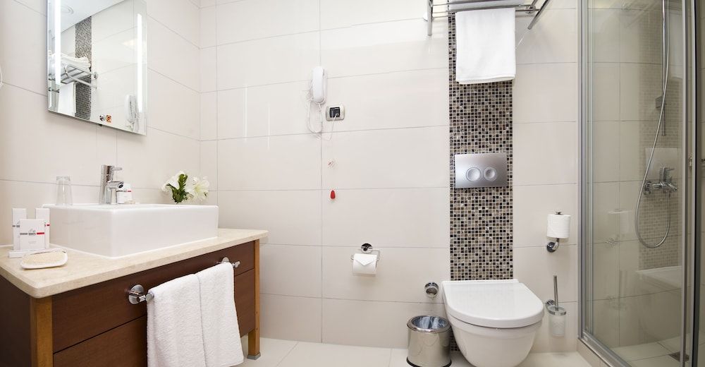 Innpera Hotel Standard Double or Twin Room 6