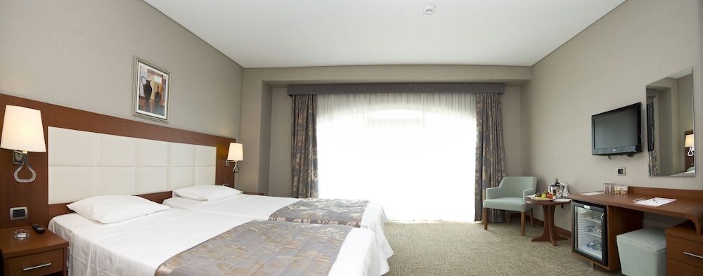 undefined Innpera Hotel 10