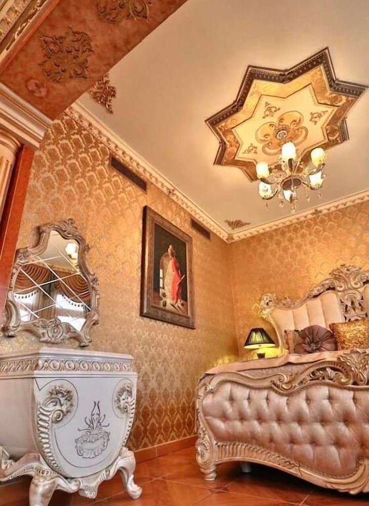 Suite, Sea View