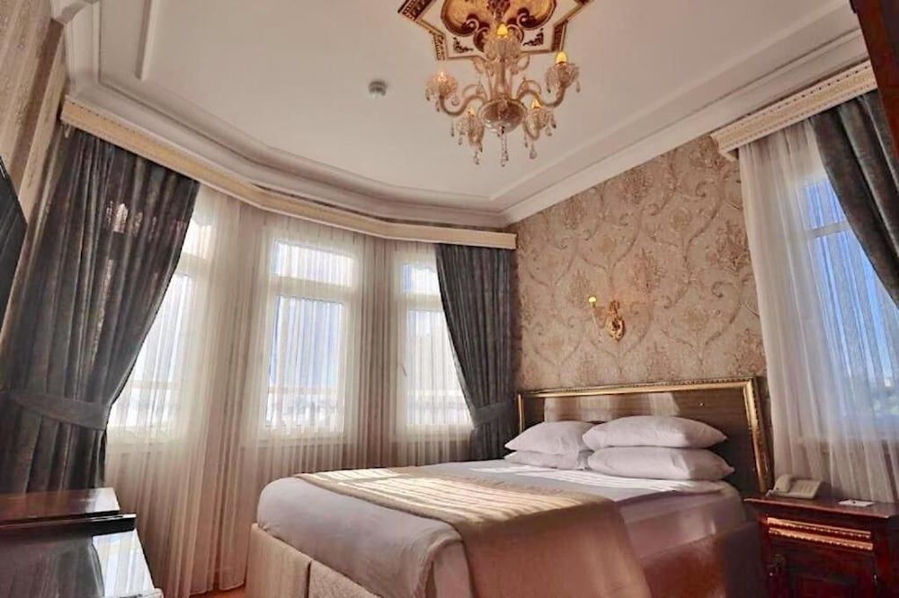 undefined Blue House Hotel 5