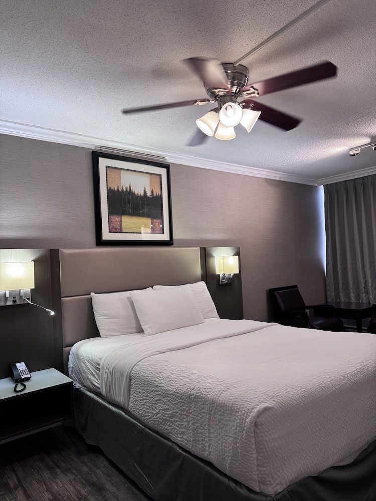 undefined Divya Sutra Suites on Robson Downtown Vancouver 5