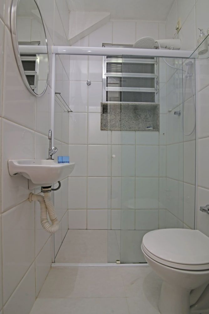 Rio Rentals 021- C066 Studio com maquina de lavar em Copacabana Apartment 12