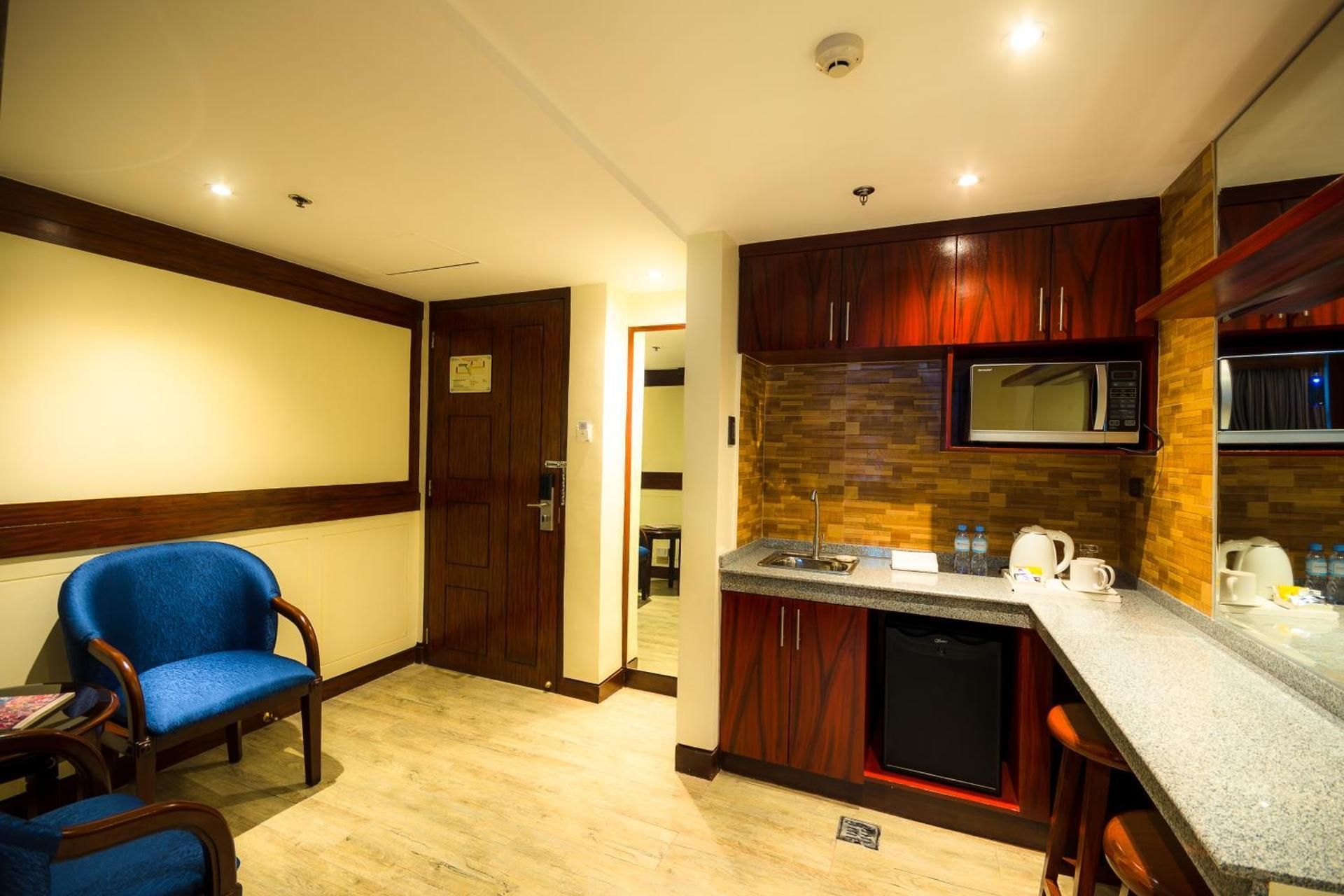 Parklane Junior Suite