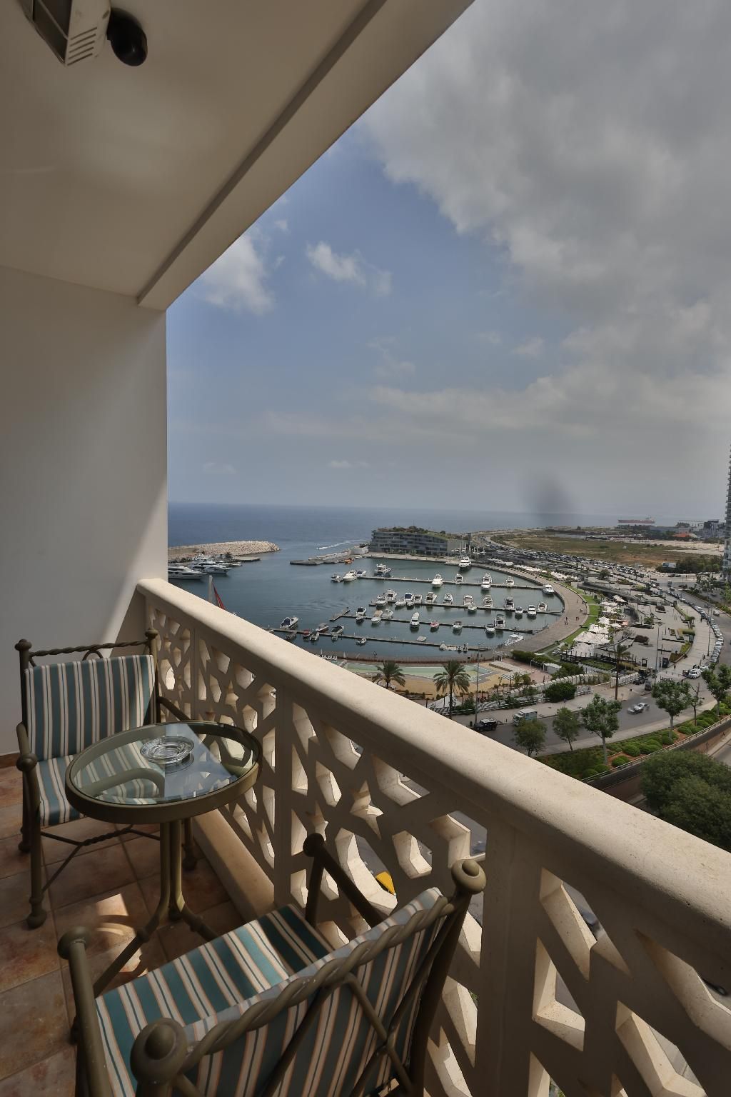 1 King Premium Marina View Balcony