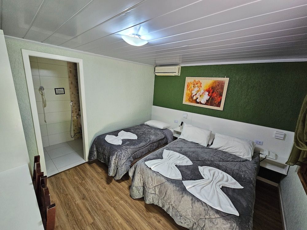 Chalet, Multiple Beds