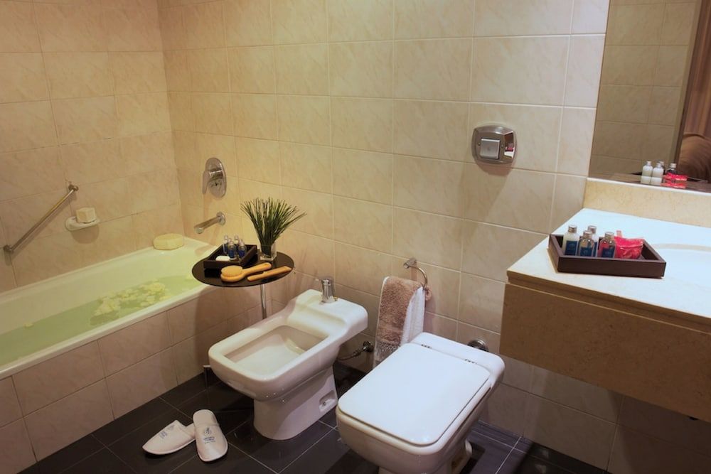 Argenta Tower Hotel & Suites Standard Triple Room, 3 Twin Beds 3