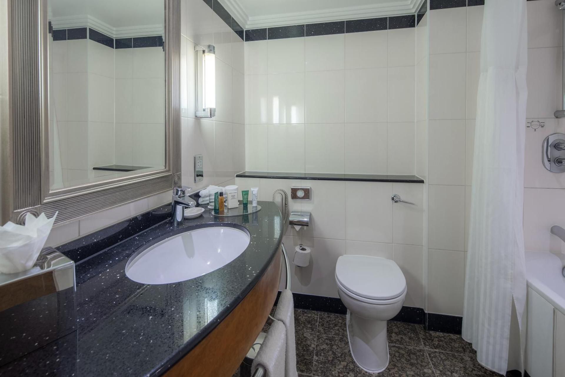Double Deluxe Room