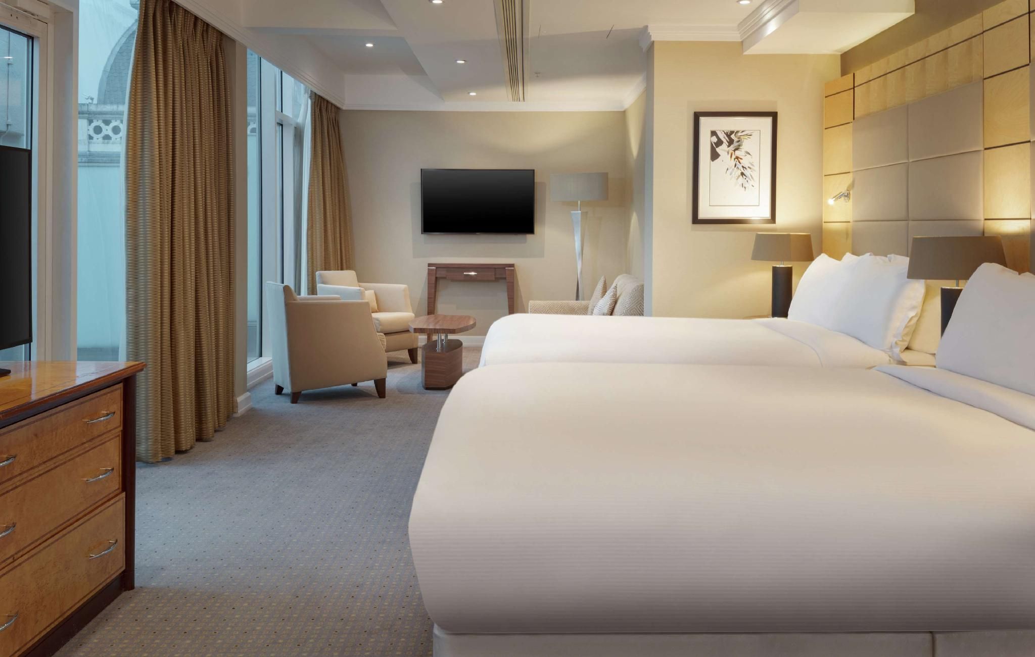 FAMILY TERRACE SUITE