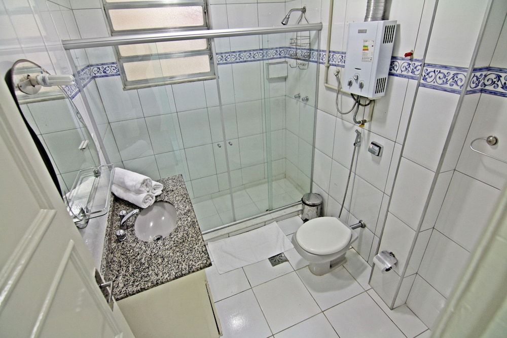 Rio Spot Apartments D027 Apartment 16