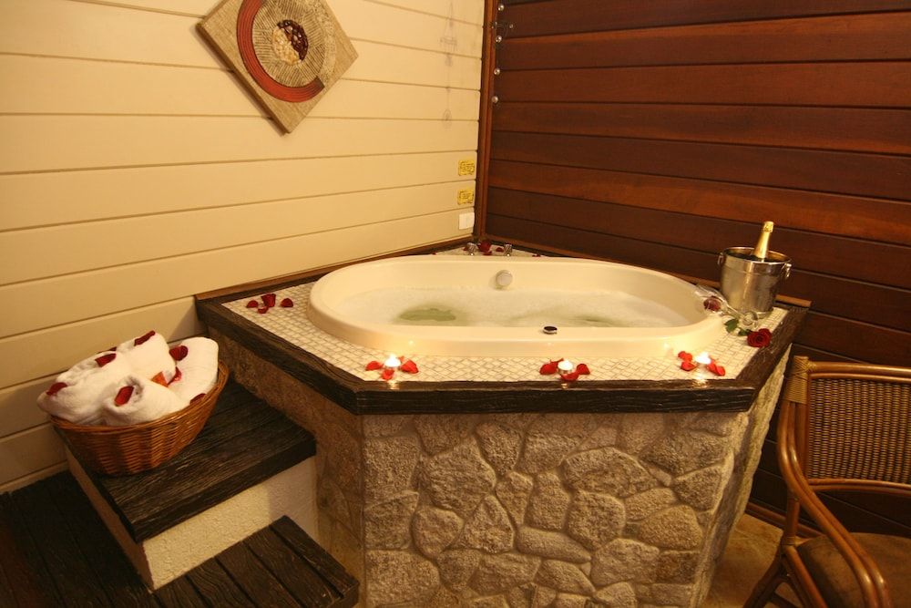 Pousada Varanda das Colinas Chalet Ofuro 14