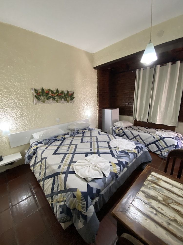 Palace Hotel Angra Triple Room 5