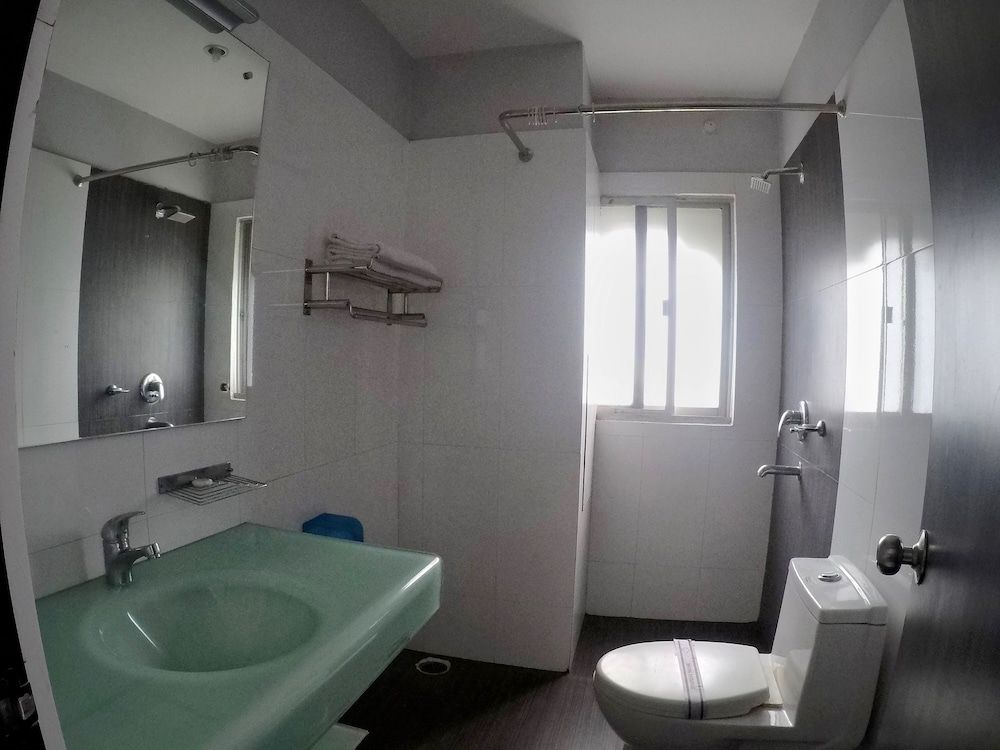 Bhutan Residence Room, 2 Twin Beds 4