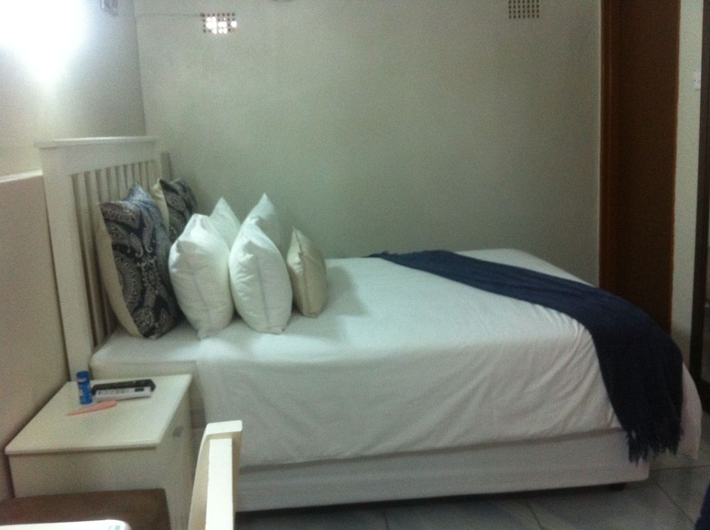 Standard Double Room, 1 Queen Bed
