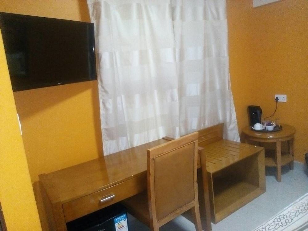 Kings Palace Guest House Standard Double Room, 1 Queen Bed 20