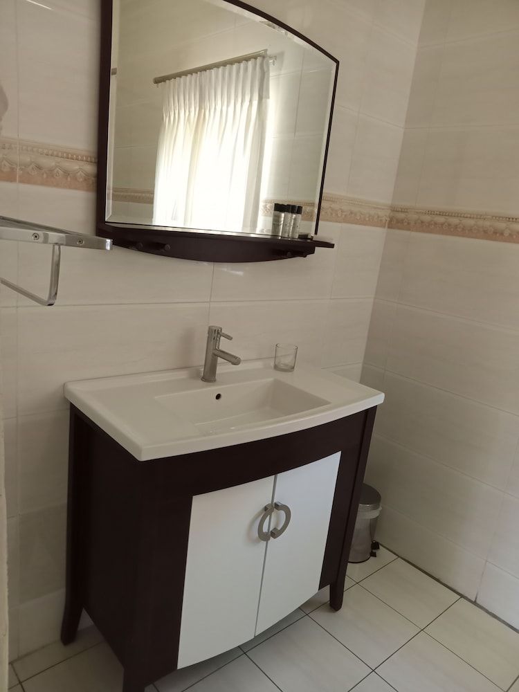 Staymorr Boutique Guesthouse Executive Room, 1 King Bed 3