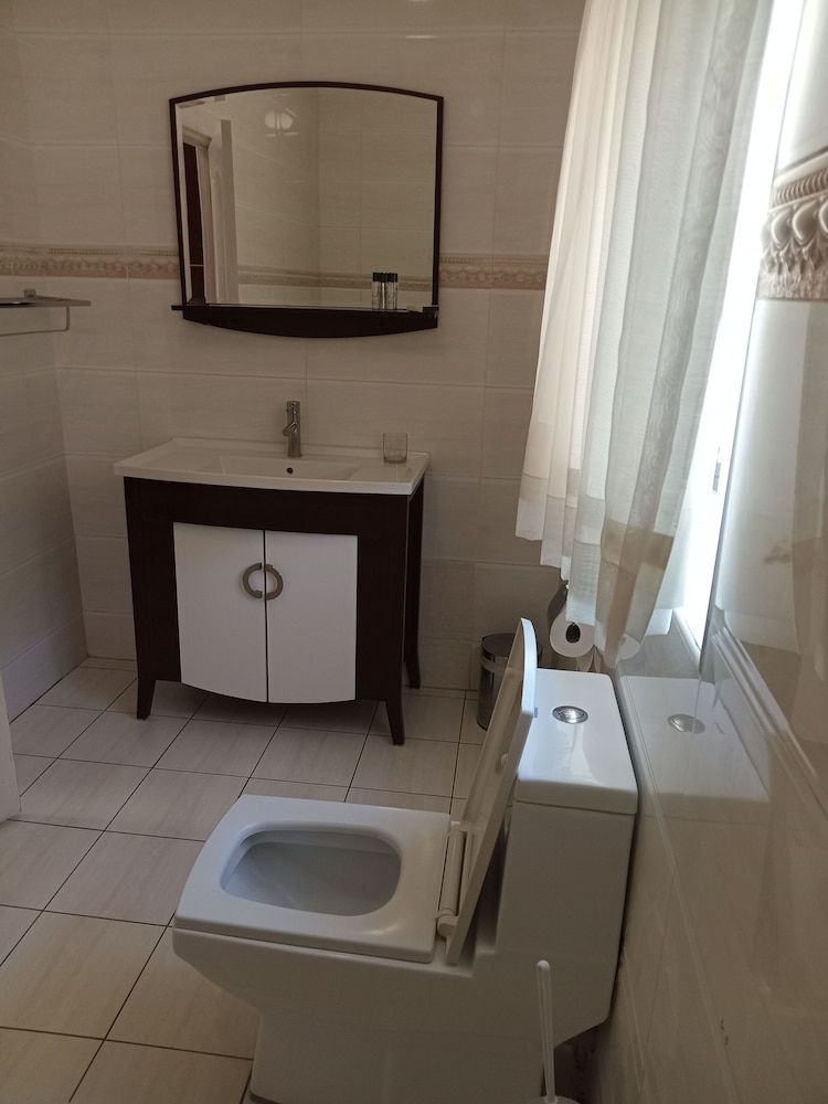 Staymorr Boutique Guesthouse Executive Room, 1 King Bed 5