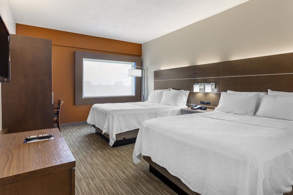 Standard Room, 2 Queen Beds (Top Floor)