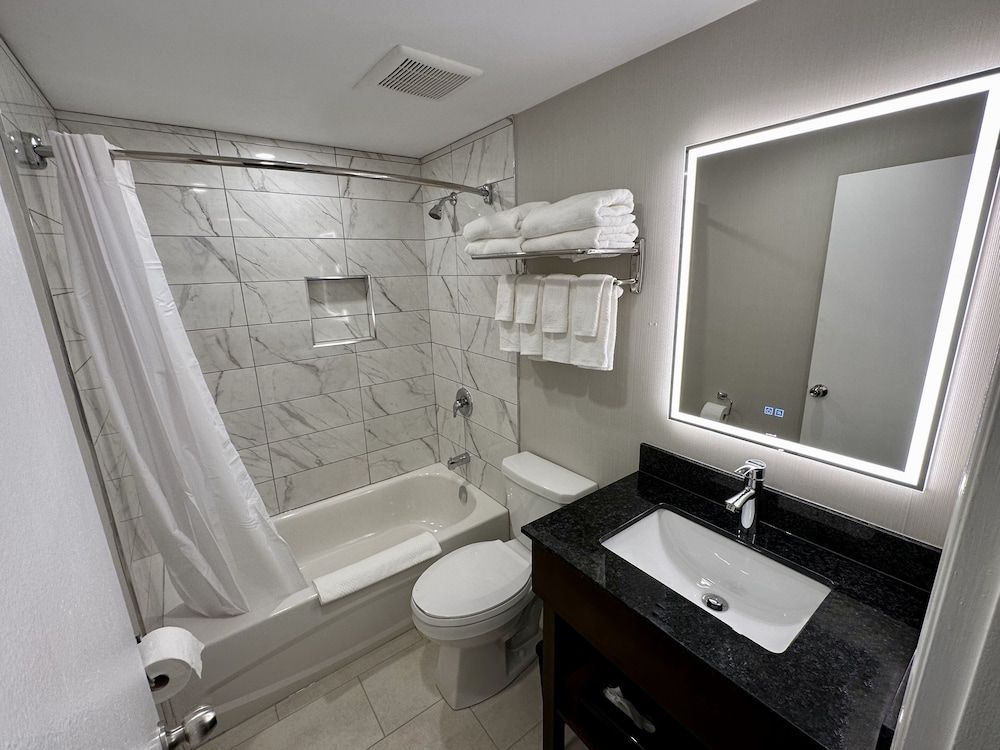 Efficiency, Room, 2 Queen Beds, Non Smoking