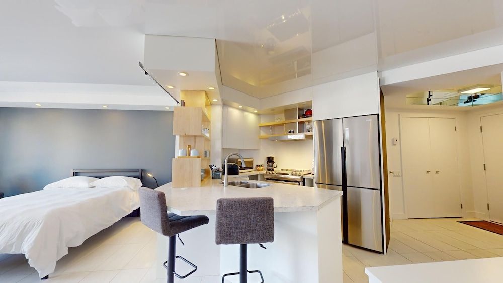 Hébergement Mont-Sainte-Anne Studio, 1 Queen Bed (FOR 2 - Ski-in/Ski-out) 6