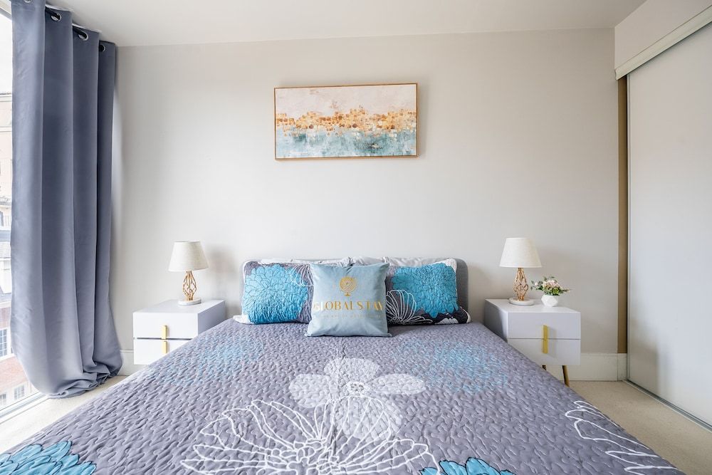 undefined Beautiful Condos In the Heart of Downtown by GLOBALSTAY 10