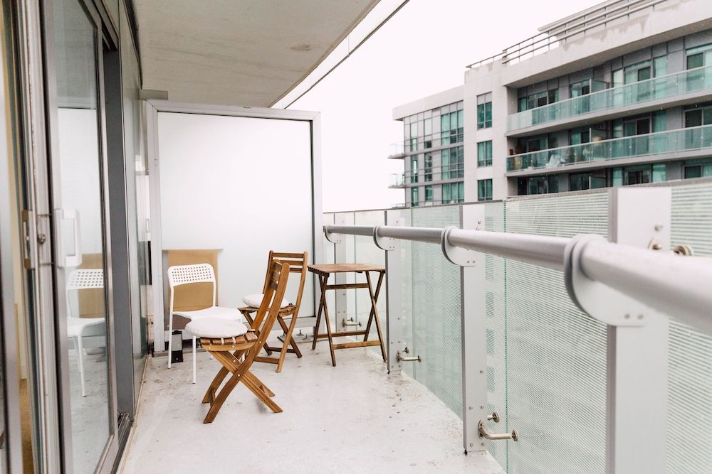 Sarkar Suites - Entertainment District Condo, 2 Bedrooms, 2 Bathrooms 10