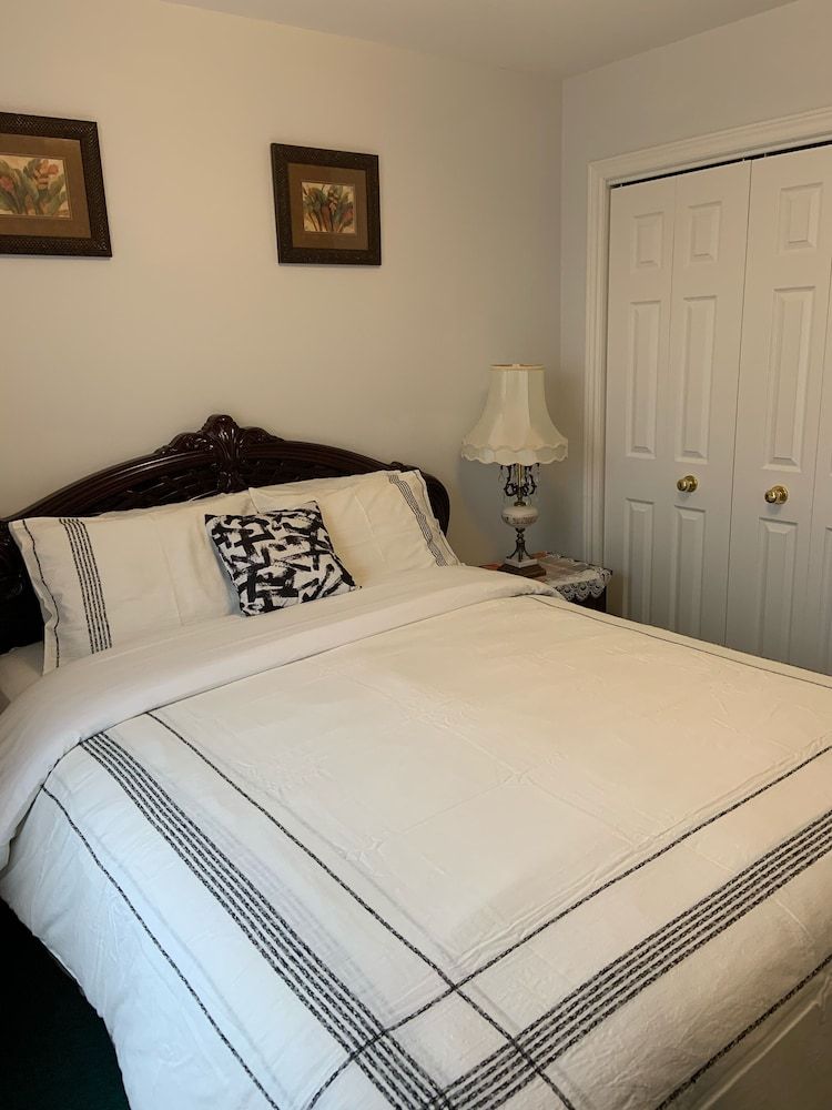 Susan's Villa B&B by Elevate Rooms Suite, 1 Bedroom, Garden View (Italian Suite) 3