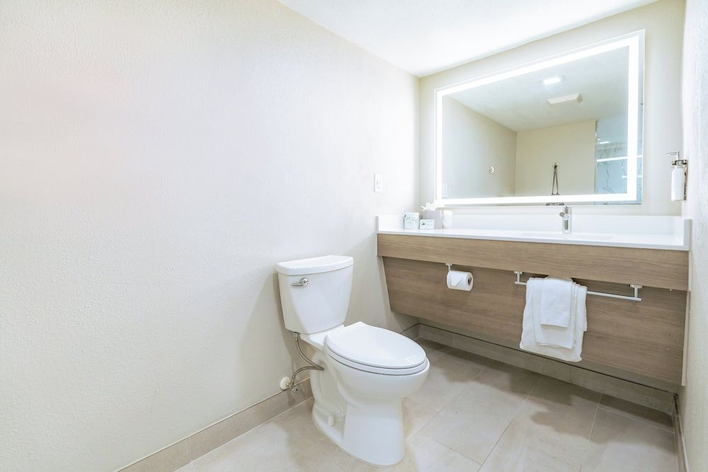 Suite, Multiple Beds, Bathtub (Walk-In Shower)