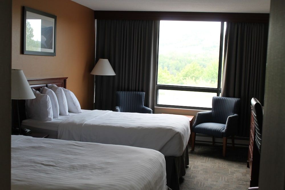 Greenwood Inn & Suites Standard Double Room 3