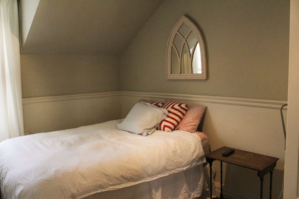 undefined The Bishop Stays 5