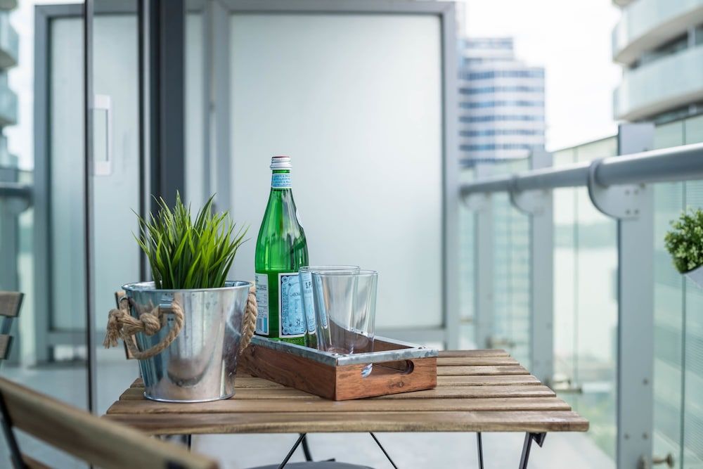 The York Boutique Suites Panoramic Condo, 2 Bedrooms, Non Smoking, City View 15