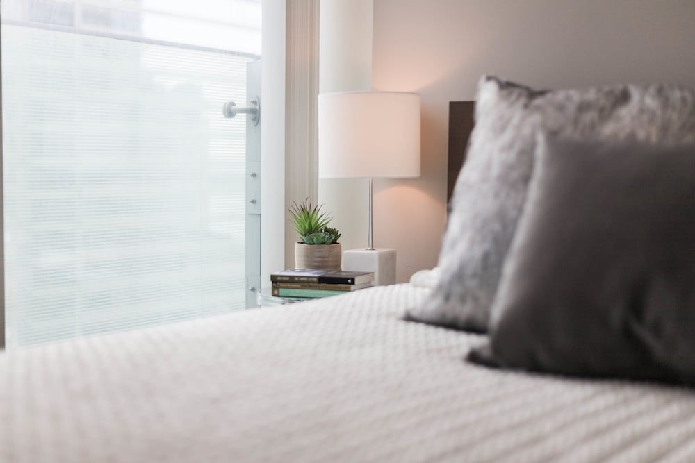 The York Boutique Suites Panoramic Condo, 2 Bedrooms, Non Smoking, City View 3
