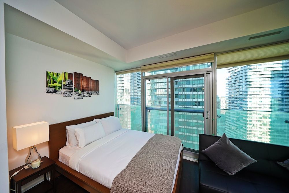 The York Boutique Suites Business Condo, Executive Level 3