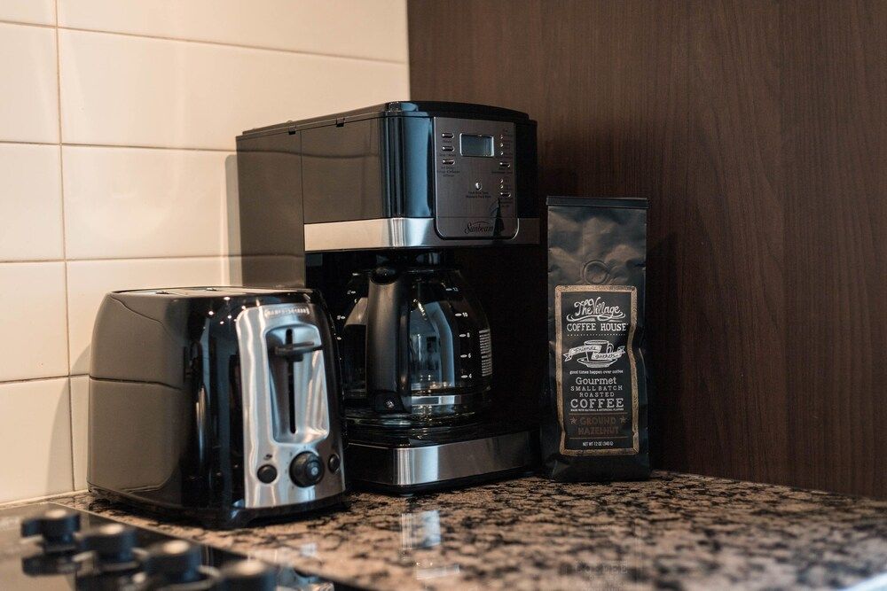 The York Boutique Suites Panoramic Condo, 2 Bedrooms, Non Smoking, City View 28