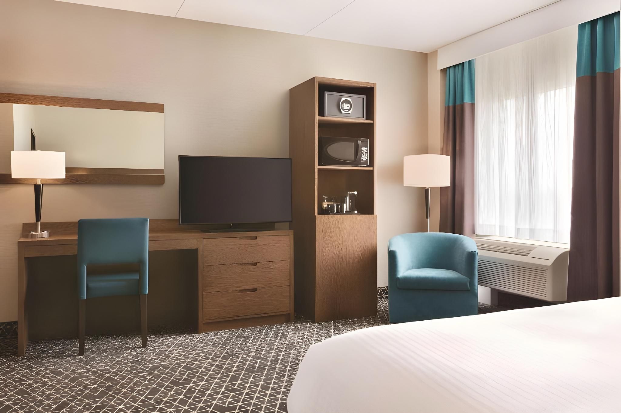 undefined Park Inn by Radisson Brampton, On 2
