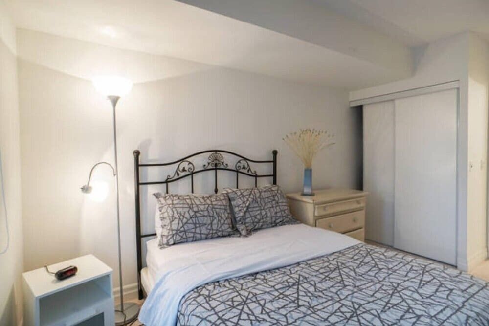 undefined Style in Yorkville 5