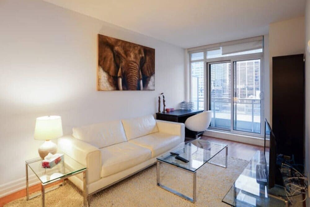 undefined Style in Yorkville 9