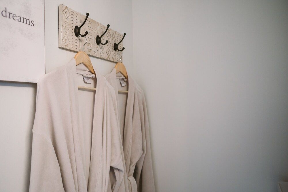 QuickStay - Sunlit Luxury Loft on King West Luxury Loft, 1 Bedroom, Balcony 8